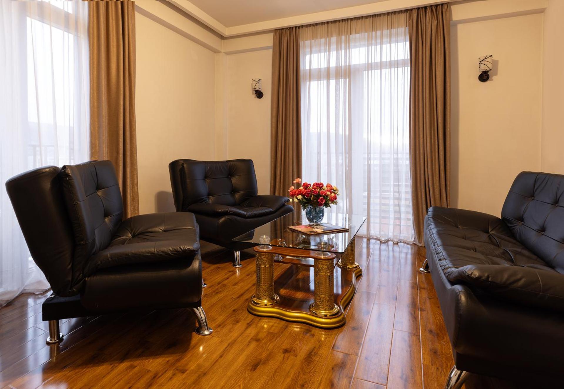 Hotel Grand Palace Tbilisi Exterior photo