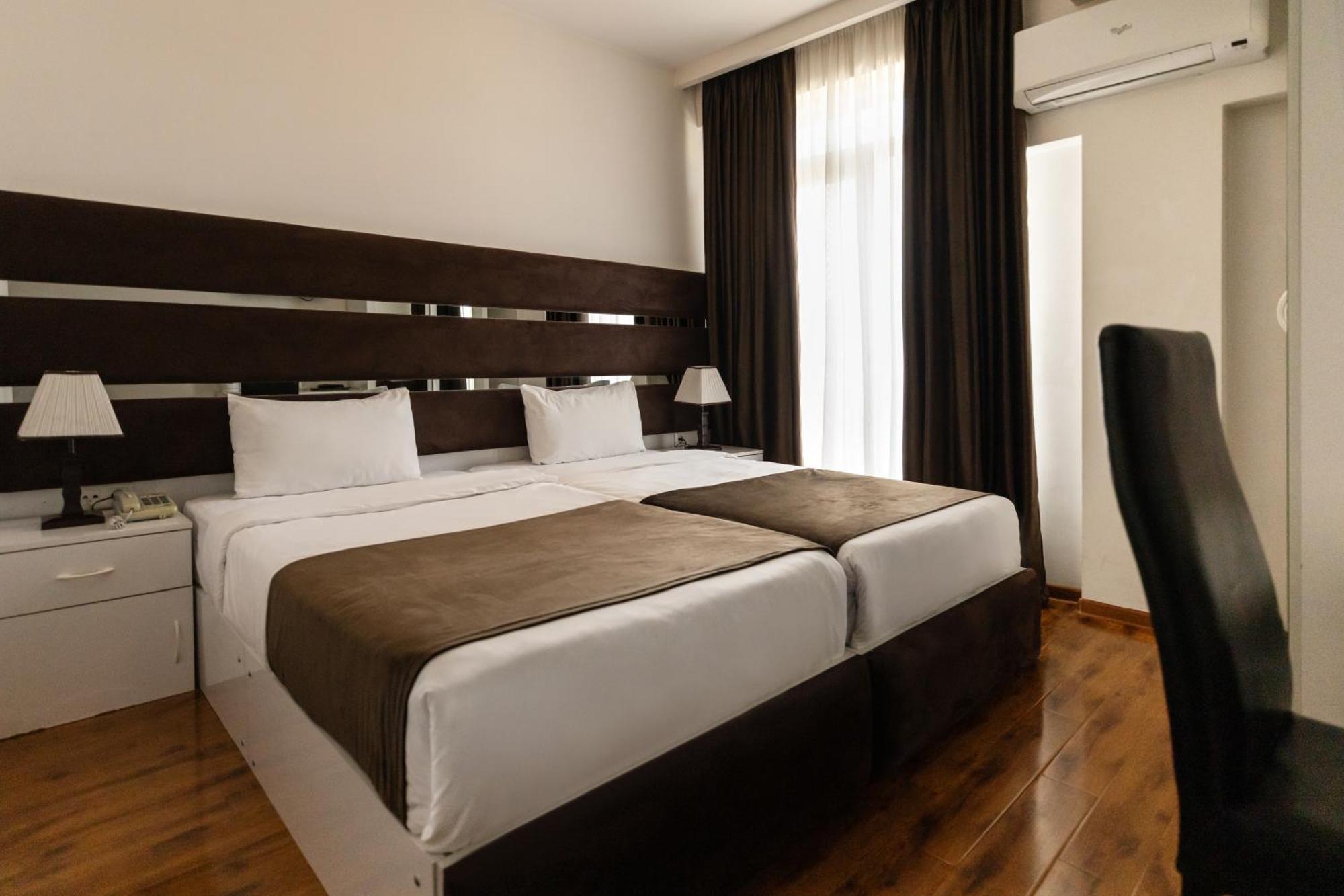 Hotel Grand Palace Tbilisi Room photo